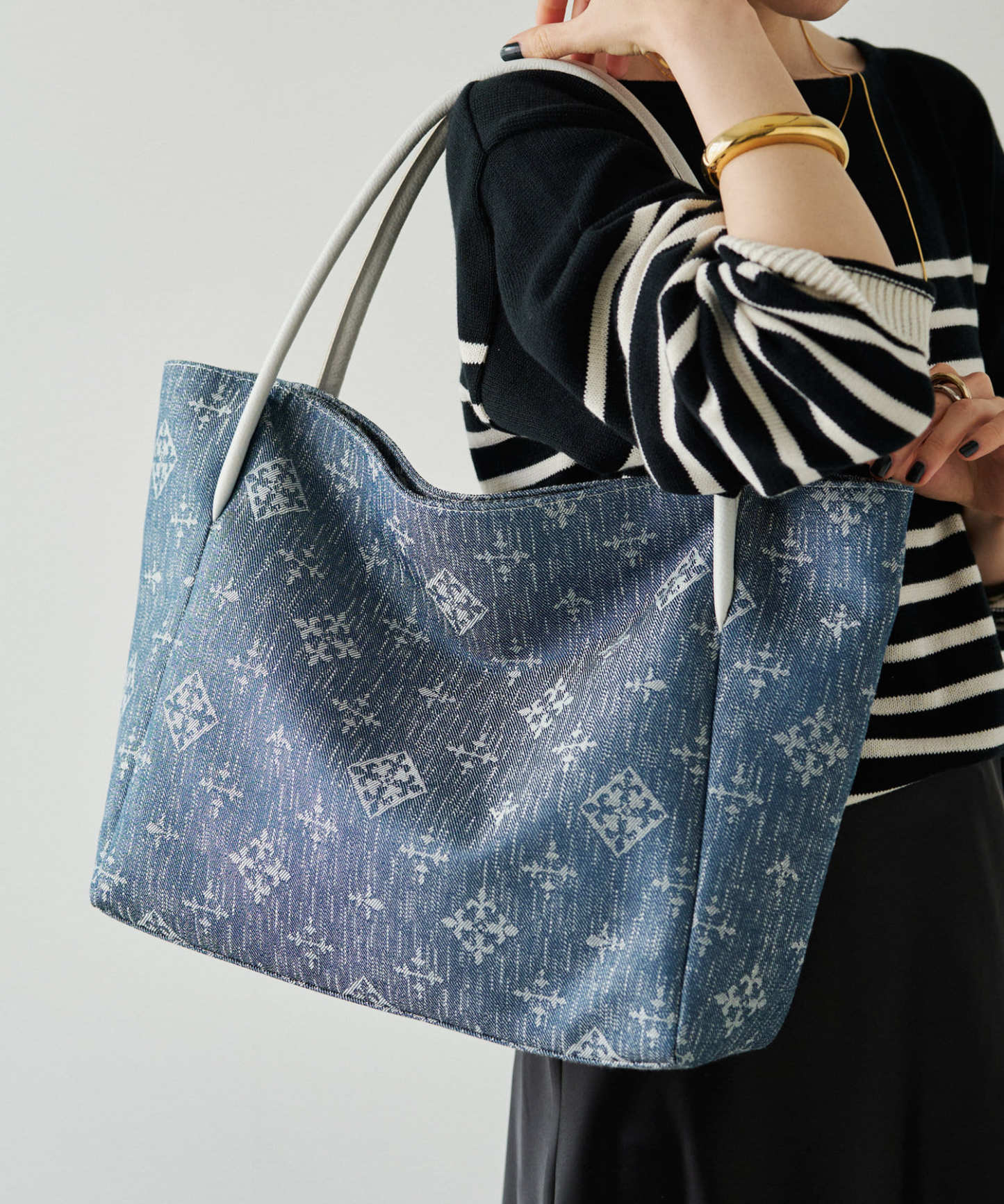 *4-6 WEEKS* (254) LIMITED EDITION Russet [Denim jacquard] Simple tote bag Indigo